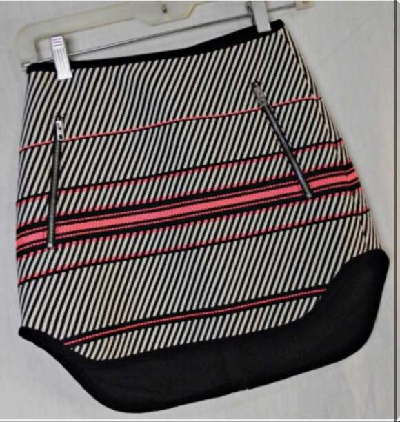 rag & bone Bess Woven Striped High-Low Mini Skirt in Black White and Neon Pink - Picture 4 of 9